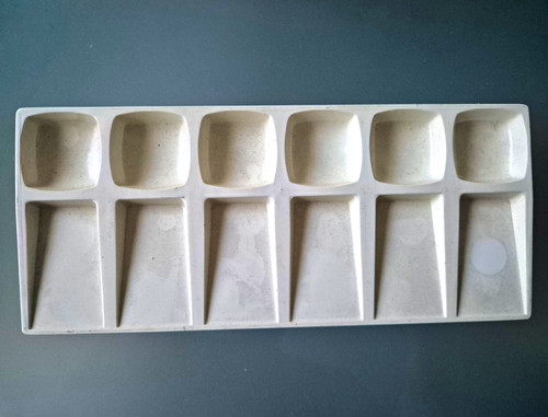 Ceramic paint mixing - paint, palette